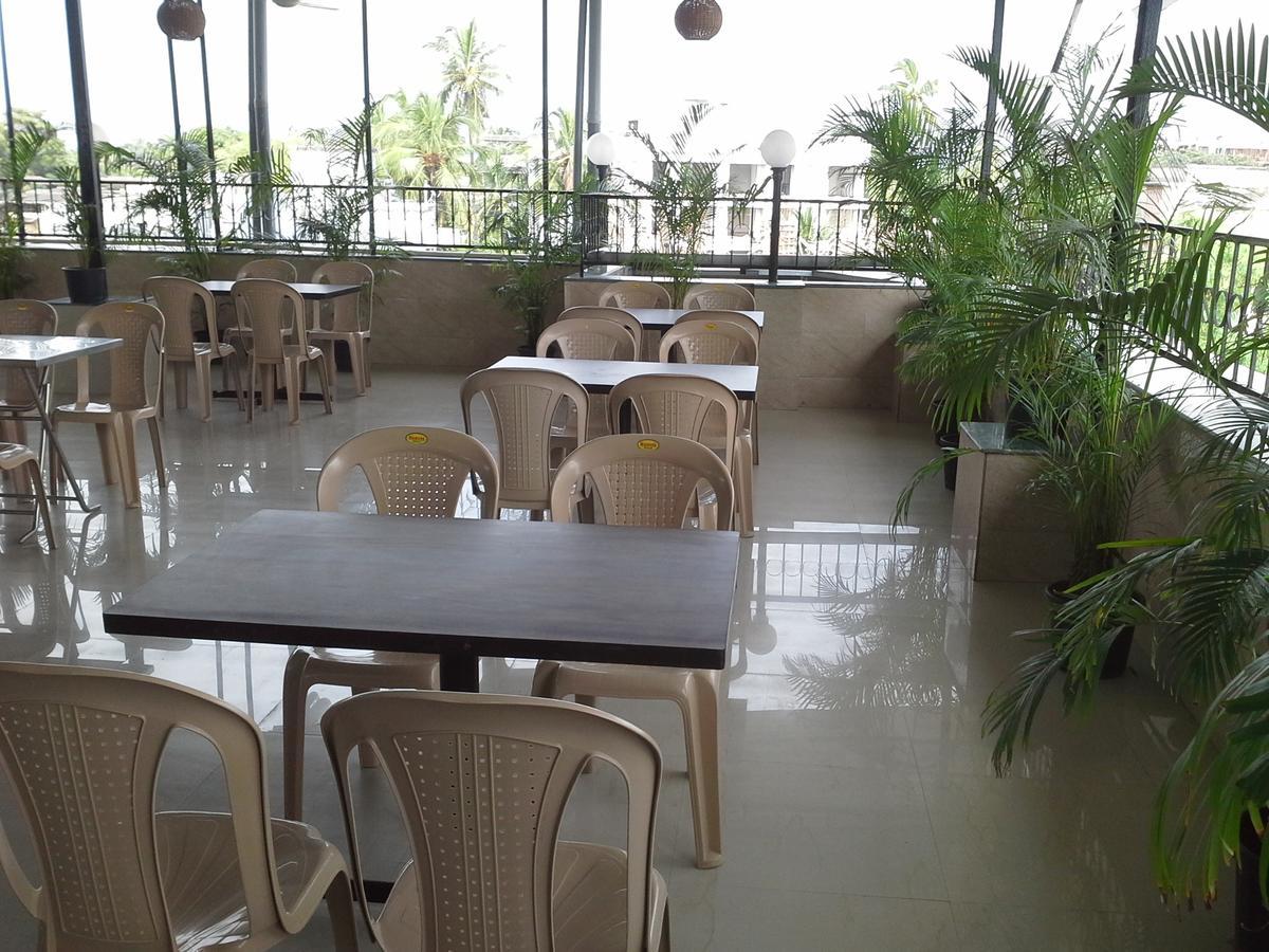 Galaxy Vaibhav Hotel Vasai Exterior photo