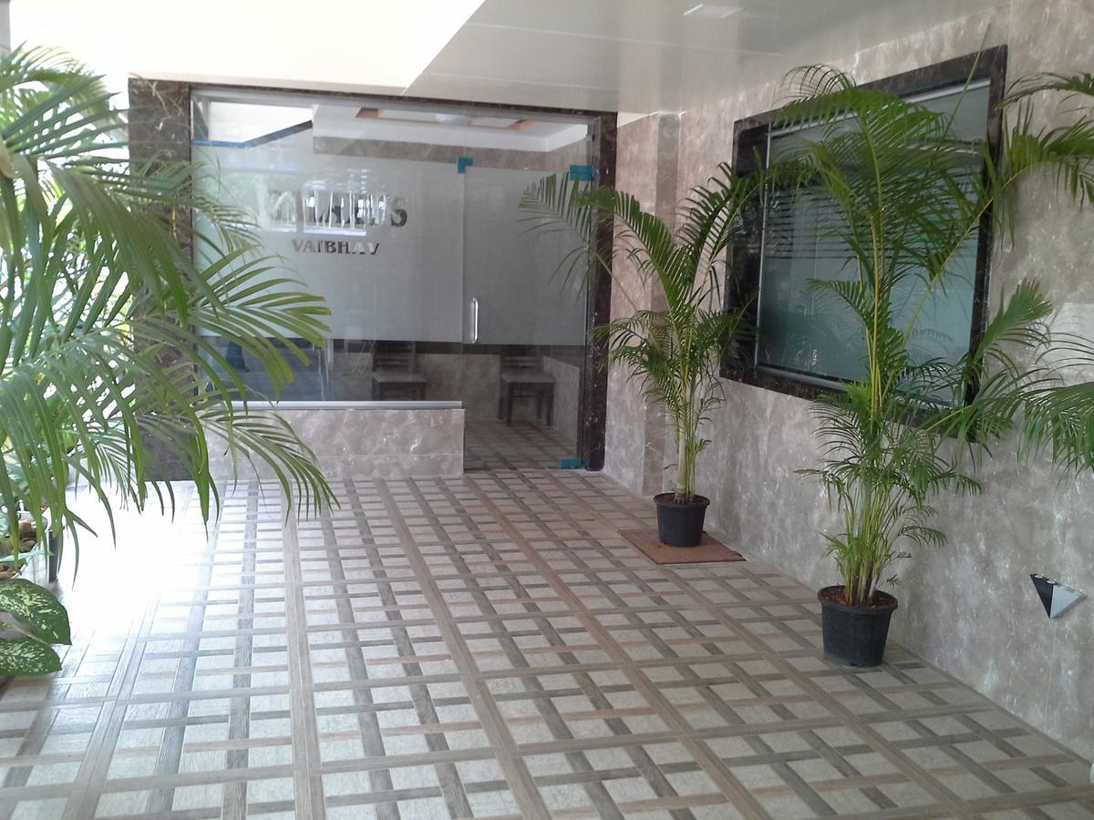 Galaxy Vaibhav Hotel Vasai Exterior photo